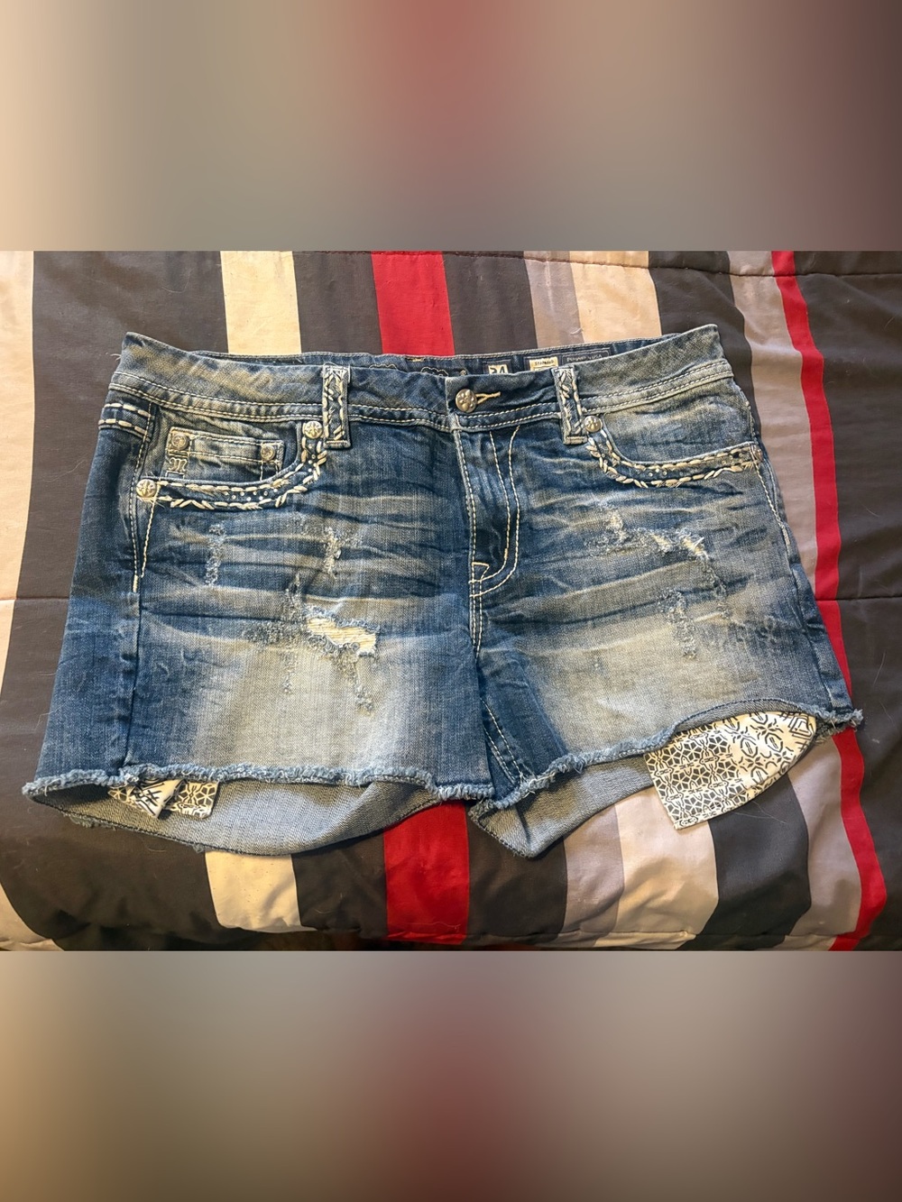 Miss Me Shorts (plus size) size 34